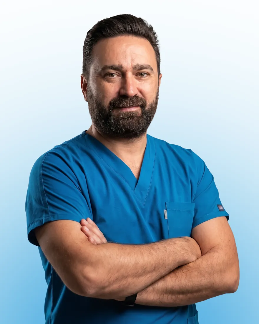 Dr. Hüseyin Aşçı, Dent32 kurucu hekimi